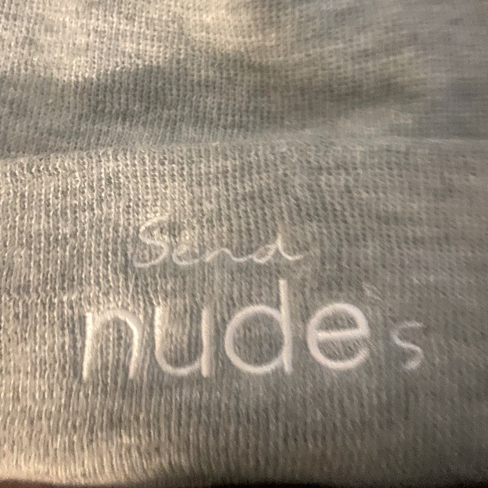 SEND Nudes  Vodka Soda toque